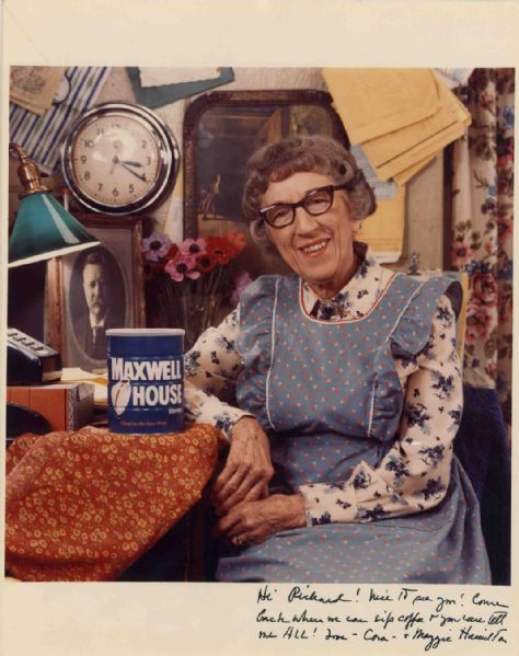 Margaret Hamilton 8'' x 10'' Signed Photo -- ''...we can sip coffee & you can tell me ALL!...Maggie Hamilton'' -- Fine