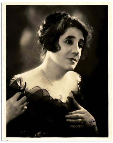 1934 Signed Photo of British Stage Actress Beatrice Stella Campbell -- 8'' x 10'' Semi-Matte -- Very Good