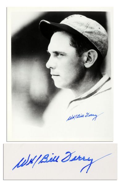 Baseball Legend ''WH/Bill Terry'' Signed 8'' x 10'' Glossy Photo -- Fine