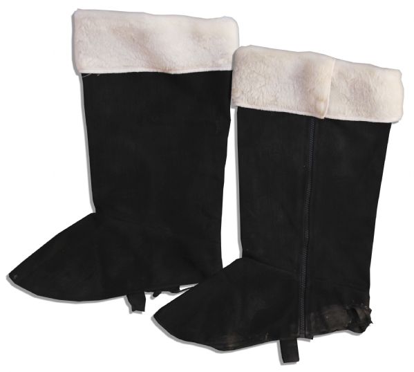 Ben Affleck Screen-Worn Santa Costume From the Robbery Scenes in ''Reindeer Games''