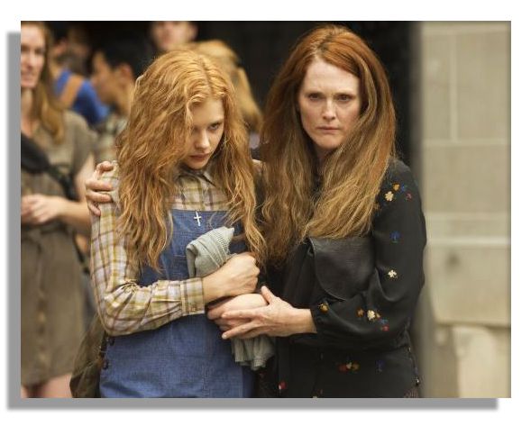Julianne Moore Screen-Worn Wardrobe From ''Carrie''
