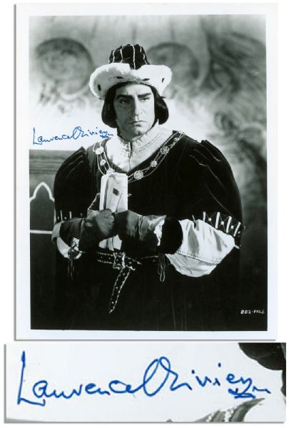 Laurence Olivier as Richard III Signed 8 x 10 Photo