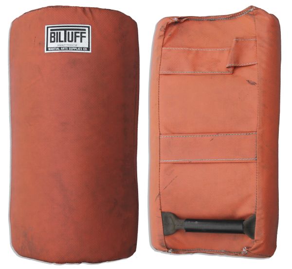 Bruce Lees Shield For Jeet Kune Do Training 