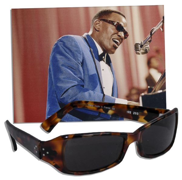 Jamie Foxx Worn Sunglasses as Ray Charles in Ray -- For Which Foxx Won Best Actor at The Academy Awards -- Fine