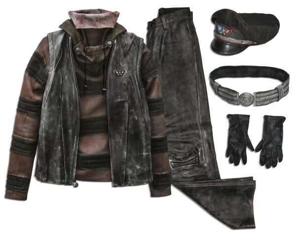 Claire Danes Costume From Terminator 3: Rise of the Machines