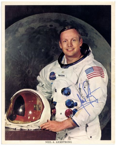 Neil Armstrong Signed 8 x 10 Photo -- Uninscribed & Near Fine -- With PSA/DNA COA