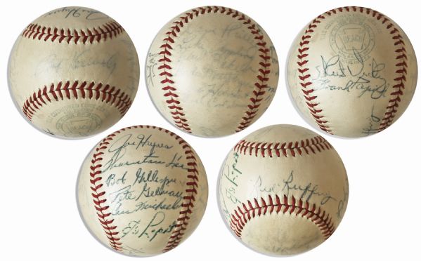 Chicago White Sox 1947 Team Signed Ball -- HOFers Ruffing, Appling, Lyons & Lopat, Haynes, Tresh, Papish, Kolloway, Lee, Caldwell & 11 More -- With JSA COA