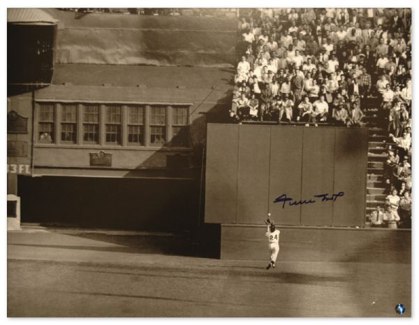 Willie Mays Signed Catch Photo -- 16 x 20 of Mays Incredible 1954 World Series Catch -- With Mays Say Hey Hologram -- Very Good