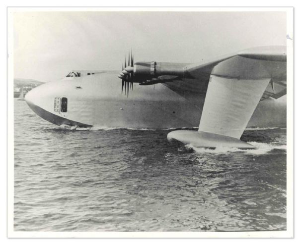 Original Photo of the Howard Hughes H-4 Hercules Spruce Goose -- Taken 2 November 1947 -- 10 x 8 Glossy Photo in Near Fine Condition