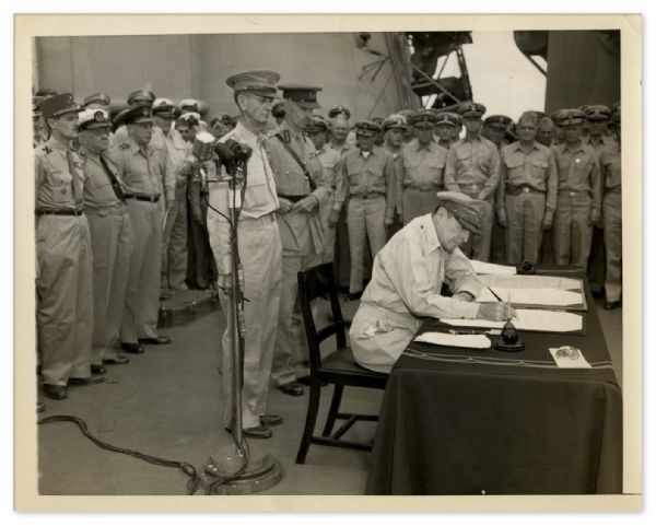 4 September 1945 AP Press Photo of General Douglas MacArthur Signing the Japanese Surrender Papers -- 9 x 7 -- Very Good