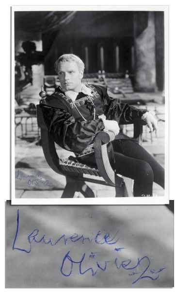 Laurence Olivier 8 x 10 Photo Signed -- Olivier Poses as Hamlet