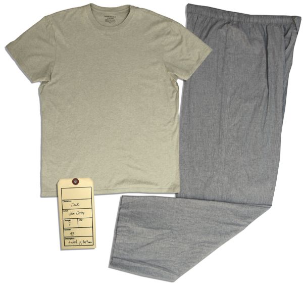 Jim Carrey Wardrobe From ''Fun With Dick & Jane''