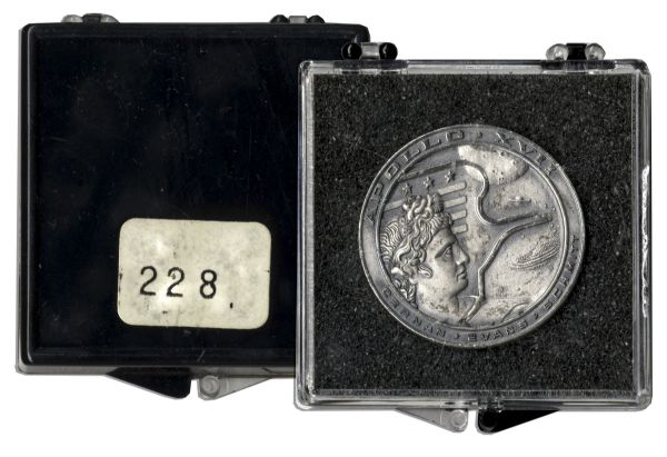 Jack Swigert's Own Apollo 17 Unflown Robbins Medal, Serial Number 228
