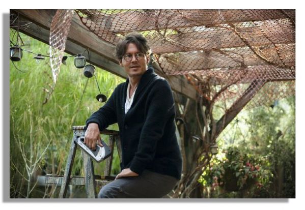Johnny Depp Screen-Worn Wardrobe From ''Transcendence''