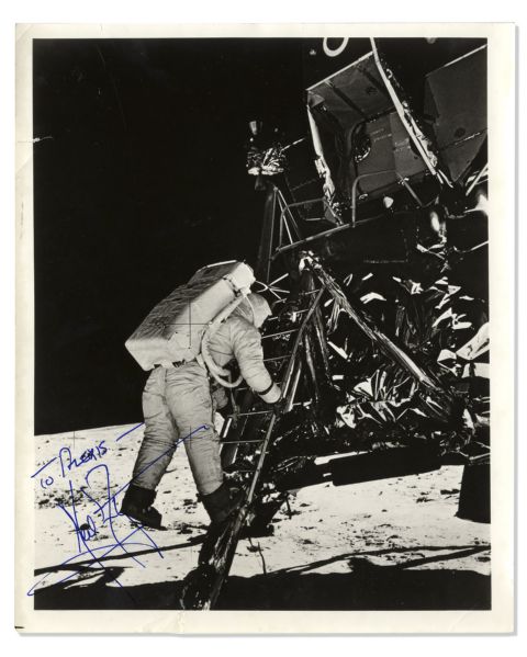 Neil Armstrong Moonwalker Signed 8'' x 10'' Photograph