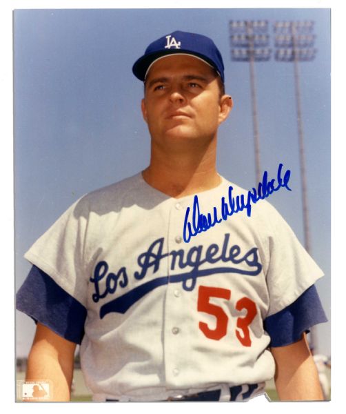 Don Drysdale 8 x 10 Photo Signed -- With PSA/DNA COA