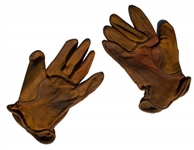Heath Ledger's Worn Outfit From ''Brokeback Mountain'' -- Iconic Wardrobe of Levi's Jeans & Ranch-Hand Gloves