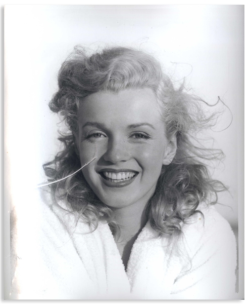 Original 8 x 10 Photograph of Marilyn Monroe Taken by Andre de Dienes in 1949 -- From the Tobay Beach Photo Session