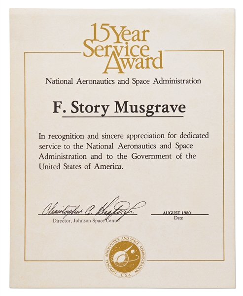 15-Year Service Award Presented to Astronaut Story Musgrave by NASA