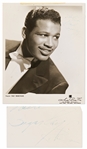 Sugar Ray Robinson Signed 8 x 10 Photo