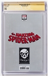 Willem Dafoe Signed ''Amazing Spider-Man'' #1 Comic Book with Variant Cover of Dafoe's Green Goblin Villain -- CGC Encapsulated & Graded 9.8