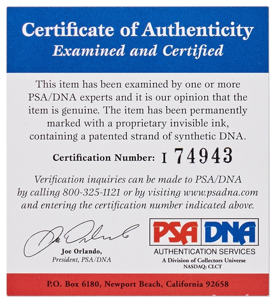 B.B. King Signed Photo -- With PSA/DNA COA