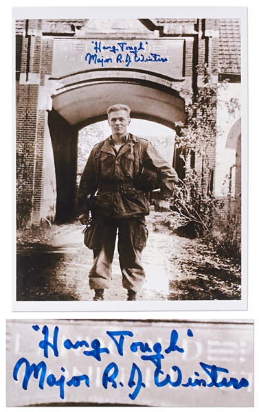 Dick Winters Signed Photo with His Famous Motto, ''Hang Tough''