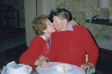 Ronald & Nancy Reagan Personally Owned Dinner Plate